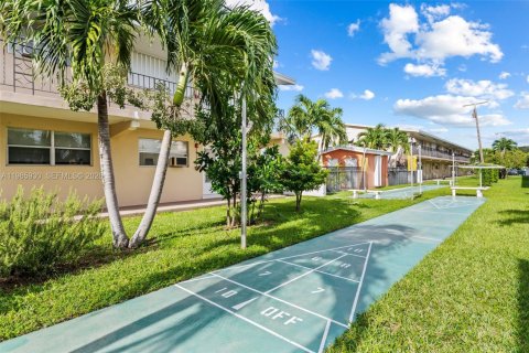 Condo in Fort Lauderdale, Florida, 1 bedroom  № 2028943 - photo 5
