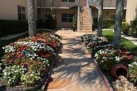 Condominio en alquiler en Delray Beach, Florida, 2 dormitorios, 84.26 m2 № 1168735 - foto 1