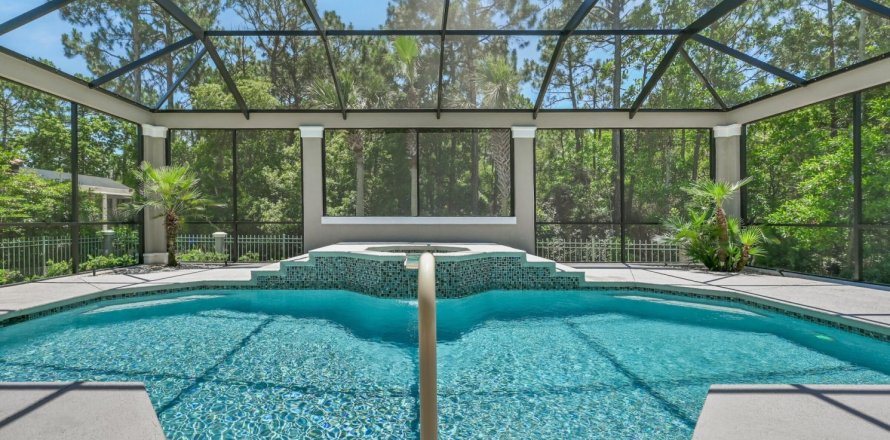House in Destin, Florida 3 bedrooms, 279.17 sq.m. № 561020