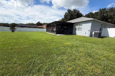 Villa ou maison à vendre à Apopka, Floride: 4 chambres, 175.96 m2 № 2411602 - photo 25