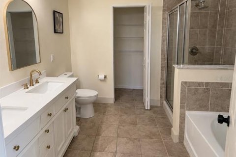 Villa ou maison à vendre à Apopka, Floride: 4 chambres, 175.96 m2 № 2411602 - photo 18