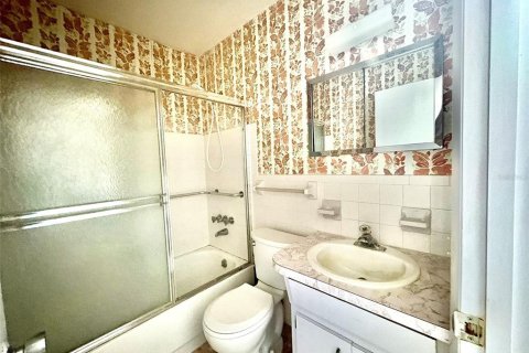 Купить кондоминиум в Клируотер, Флорида 5 комнат, 102.19м2, № 1637057 - фото 20