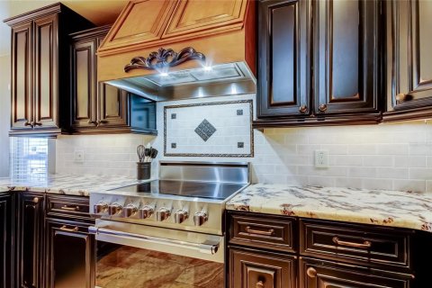Copropriété à vendre à Saint Pete Beach, Floride: 2 chambres, 92.9 m2 № 2302341 - photo 9