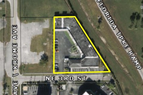 Commercial property in Florida City, Florida № 1986147 - photo 20