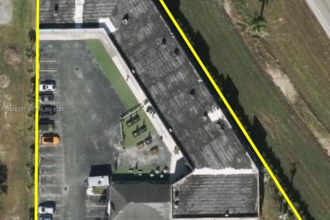 Commercial property in Florida City, Florida № 1986147 - photo 21