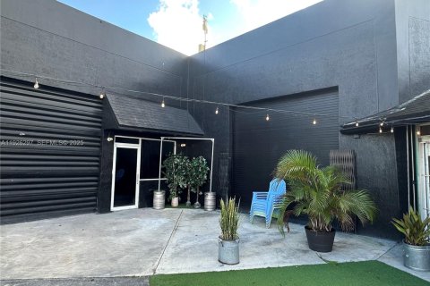 Commercial property in Florida City, Florida № 1986147 - photo 6