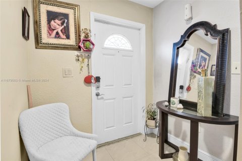 Купить кондоминиум в Майами, Флорида 3 спальни, 108.97м2, № 1850347 - фото 25