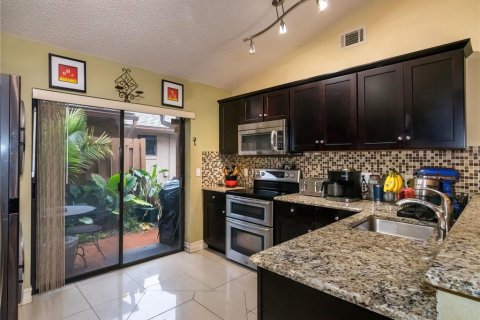 Condominio en venta en Winter Garden, Florida, 2 dormitorios, 86.4 m2 № 1571730 - foto 7