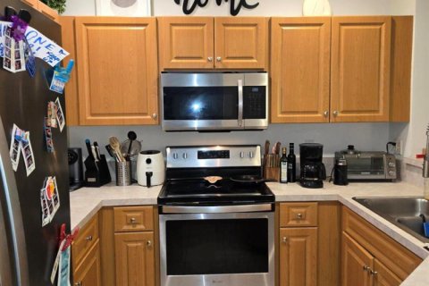 Townhouse in West Palm Beach, Florida 2 bedrooms, 112.5 sq.m. № 2278811 - photo 6