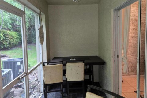 Townhouse in West Palm Beach, Florida 2 bedrooms, 112.5 sq.m. № 2278811 - photo 10
