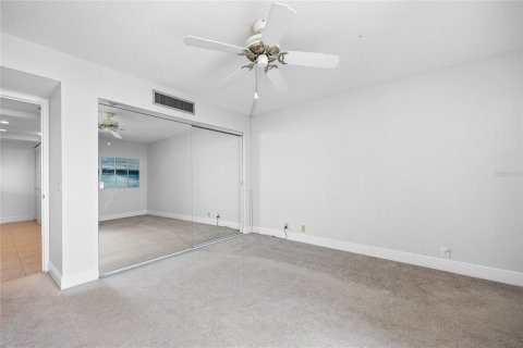 Condo in Tampa, Florida, 2 bedrooms  № 1816752 - photo 28