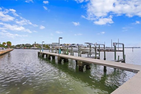 Condo in Tampa, Florida, 2 bedrooms  № 1816752 - photo 5