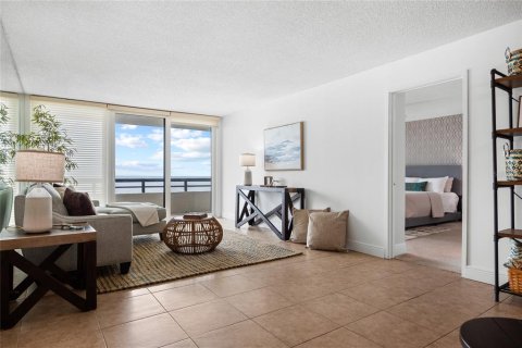 Condo in Tampa, Florida, 2 bedrooms  № 1816752 - photo 20