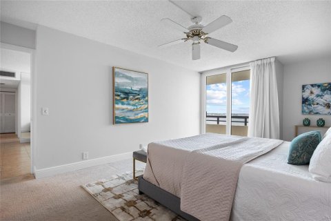 Condo in Tampa, Florida, 2 bedrooms  № 1816752 - photo 22