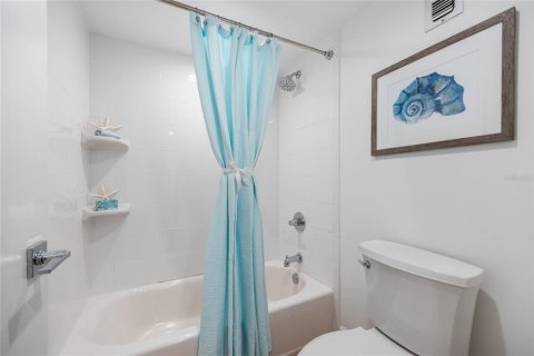 Condo in Tampa, Florida, 2 bedrooms  № 1816752 - photo 30