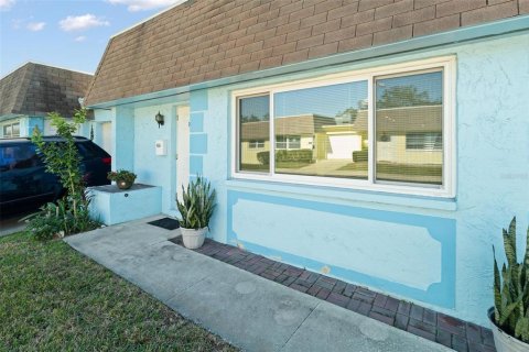 Casa en venta en Pinellas Park, Florida, 1 dormitorio, 83.8 m2 № 2217736 - foto 2