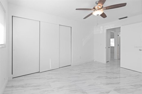 Casa en venta en Pinellas Park, Florida, 1 dormitorio, 83.8 m2 № 2217736 - foto 17