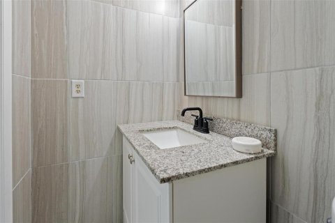 Casa en venta en Pinellas Park, Florida, 1 dormitorio, 83.8 m2 № 2217736 - foto 7
