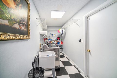 Casa en venta en Tampa, Florida, 3 dormitorios, 261.33 m2 № 2128897 - foto 29