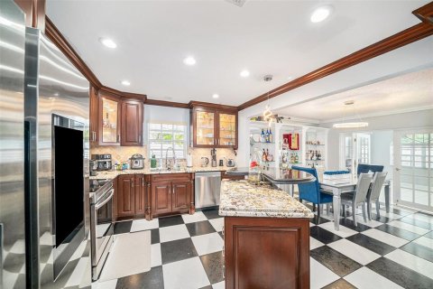 Casa en venta en Tampa, Florida, 3 dormitorios, 261.33 m2 № 2128897 - foto 15