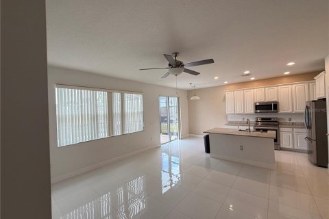 Villa ou maison à louer à Davenport, Floride: 4 chambres, 173.54 m2 № 2233799 - photo 8