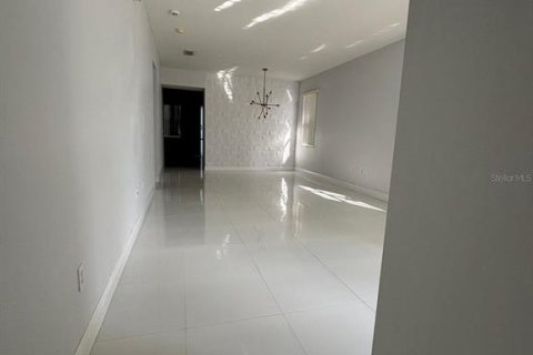 Villa ou maison à louer à Davenport, Floride: 4 chambres, 173.54 m2 № 2233799 - photo 7