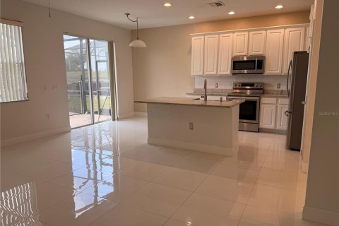 Villa ou maison à louer à Davenport, Floride: 4 chambres, 173.54 m2 № 2233799 - photo 14
