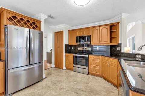 Villa ou maison à vendre à Miramar, Floride: 3 chambres, 172.98 m2 № 2279525 - photo 11