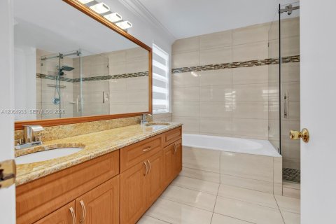 Villa ou maison à vendre à Miramar, Floride: 3 chambres, 172.98 m2 № 2279525 - photo 23