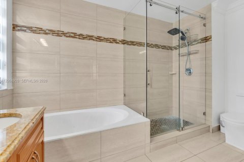 Villa ou maison à vendre à Miramar, Floride: 3 chambres, 172.98 m2 № 2279525 - photo 24