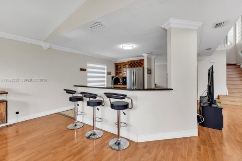 Villa ou maison à vendre à Miramar, Floride: 3 chambres, 172.98 m2 № 2279525 - photo 9