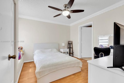 Villa ou maison à vendre à Miramar, Floride: 3 chambres, 172.98 m2 № 2279525 - photo 25
