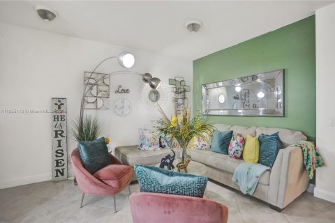Adosado en venta en Miramar, Florida, 3 dormitorios, 134.71 m2 № 1820172 - foto 11