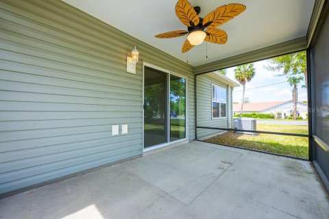 House in Lady Lake, Florida 3 bedrooms, 126.9 sq.m. № 1613761 - photo 14