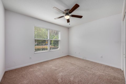 House in Lady Lake, Florida 3 bedrooms, 126.9 sq.m. № 1613761 - photo 13