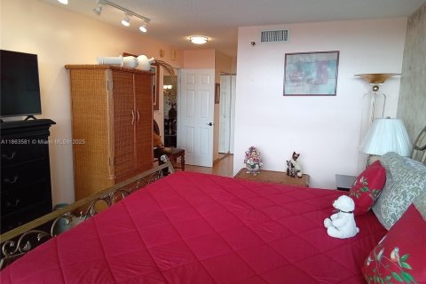 Copropriété à louer à Pembroke Pines, Floride: 2 chambres, 120.31 m2 № 1891189 - photo 28