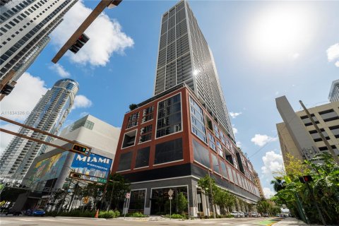 Condominio en venta en Miami, Florida, 1 dormitorio № 1814924 - foto 1