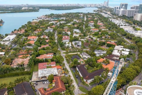 Condominio en alquiler en Bal Harbour, Florida, 1 dormitorio, 70.23 m2 № 2027570 - foto 21