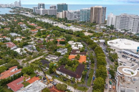 Condominio en alquiler en Bal Harbour, Florida, 1 dormitorio, 70.23 m2 № 2027570 - foto 23