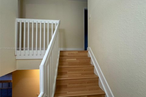 House in Davie, Florida 3 bedrooms, 177.63 sq.m. № 1696807 - photo 4