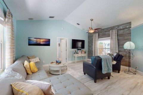 House in Melbourne Beach, Florida 3 bedrooms, 135.82 sq.m. № 1745533 - photo 27
