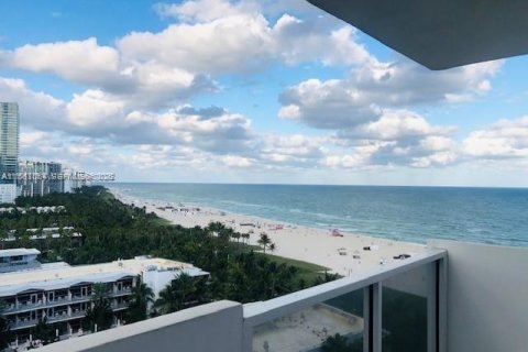 Condominio en alquiler en Miami Beach, Florida, 2 dormitorios, 81.75 m2 № 2034904 - foto 19