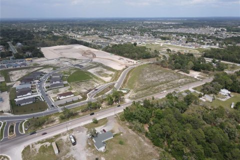 Immobilier commercial à louer à Spring Hill, Floride: 203.08 m2 № 1848580 - photo 16