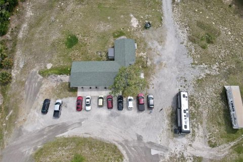 Immobilier commercial à louer à Spring Hill, Floride: 203.08 m2 № 1848580 - photo 2