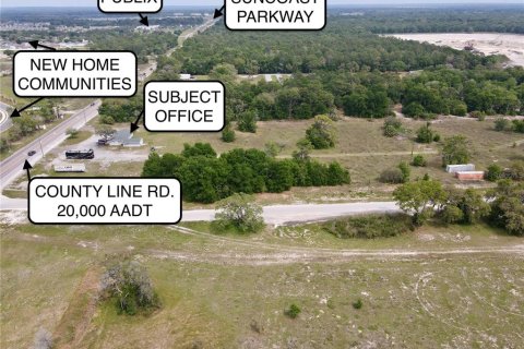 Immobilier commercial à louer à Spring Hill, Floride: 203.08 m2 № 1848580 - photo 3