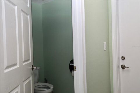 Immobilier commercial à louer à Spring Hill, Floride: 203.08 m2 № 1848580 - photo 11