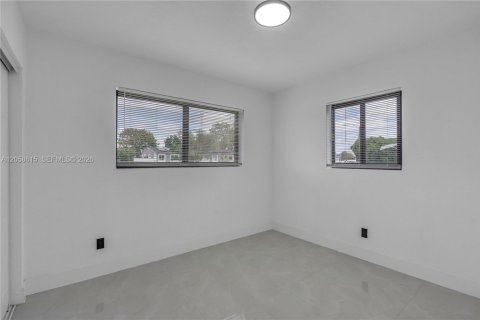 Villa ou maison à louer à Miami Gardens, Floride: 3 chambres, 133.97 m2 № 2168164 - photo 18