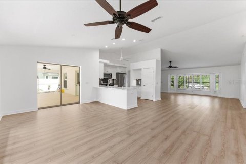 Villa ou maison à vendre à North Port, Floride: 2 chambres, 176.7 m2 № 1832689 - photo 16