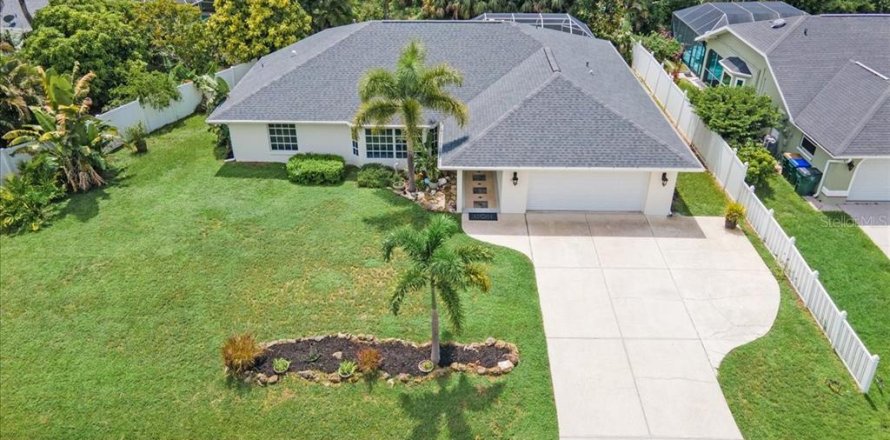 Villa ou maison à North Port, Floride 2 chambres, 176.7 m2 № 1832689
