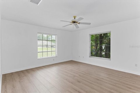 Villa ou maison à vendre à North Port, Floride: 2 chambres, 176.7 m2 № 1832689 - photo 19